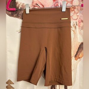 XS Gymshark Brown Women's Shorts​​